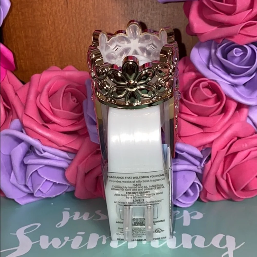 GEMSTONE FLOWERS NIGHTLIGHT
Wallflowers Plug In - Picture 5 of 11